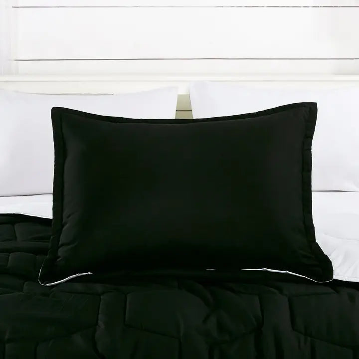 Reversible Modern Black White Quilt Set